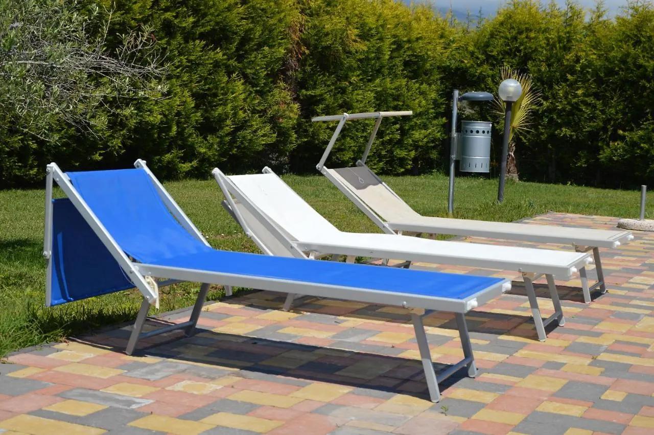 فندق مبيت وإفطار أتشيريالي Mongibeach